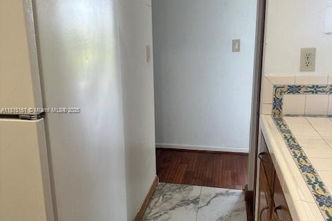 Condo in Miami, Florida, 3 bedrooms  № 1766919 - photo 12