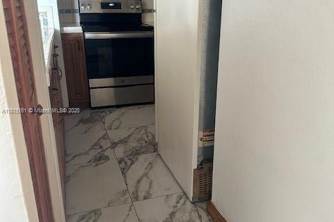 Condo in Miami, Florida, 3 bedrooms  № 1766919 - photo 6