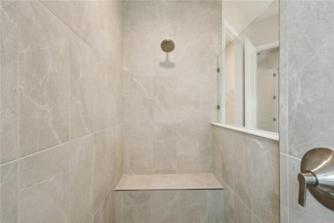 Casa en venta en Riverview, Florida, 5 dormitorios, 362.23 m2 № 1847447 - foto 12