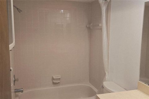 House in Holiday, Florida 2 bedrooms, 104.79 sq.m. № 1885691 - photo 30