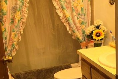 House in Holiday, Florida 2 bedrooms, 104.79 sq.m. № 1885691 - photo 22