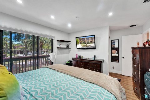 Купить таунхаус в Дирфилд-Бич, Флорида 2 спальни, 128.58м2, № 1936796 - фото 30