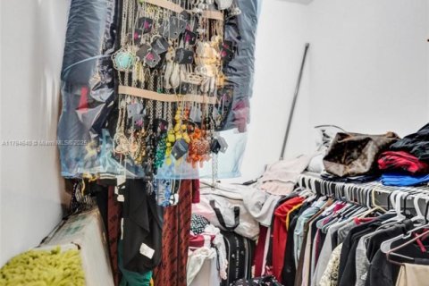 Купить таунхаус в Дирфилд-Бич, Флорида 2 спальни, 128.58м2, № 1936796 - фото 26