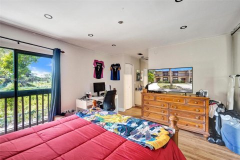 Купить таунхаус в Дирфилд-Бич, Флорида 2 спальни, 128.58м2, № 1936796 - фото 19