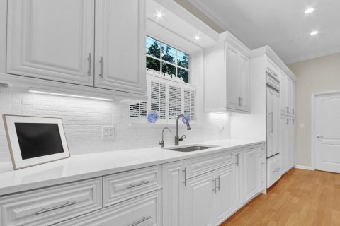 House in Jupiter, Florida 3 bedrooms, 222.41 sq.m. № 2344217 - photo 14