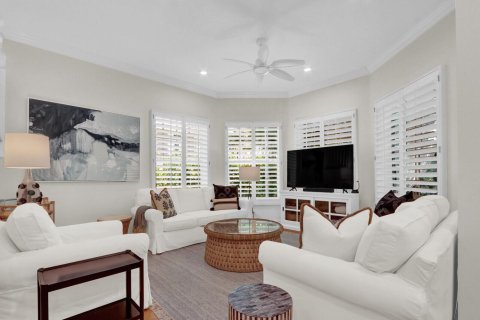 House in Jupiter, Florida 3 bedrooms, 222.41 sq.m. № 2344217 - photo 6
