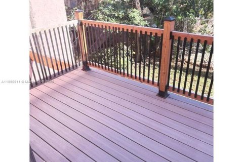 Купить таунхаус в Лодерхилл, Флорида 4 спальни, 143.07м2, № 1950543 - фото 9