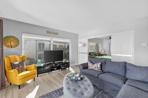 Купить кондоминиум в Хиллсборо-Бич, Флорида 2 спальни, 91.04м2, № 1996191 - фото 9