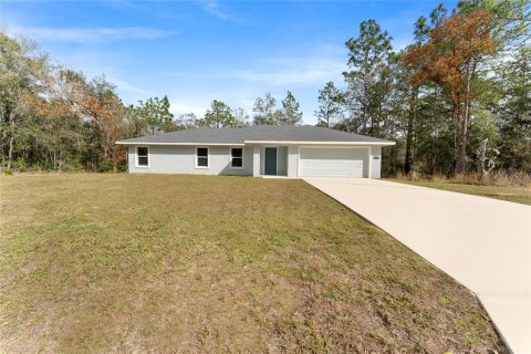 House in Citrus Springs, Florida 3 bedrooms, 149.29 sq.m. № 2157525 - photo 10