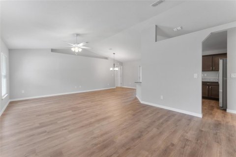 House in Citrus Springs, Florida 3 bedrooms, 149.29 sq.m. № 2157525 - photo 16