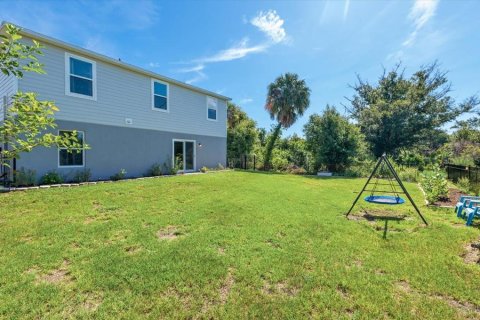 Villa ou maison à vendre à North Port, Floride: 4 chambres, 171.5 m2 № 2216472 - photo 5