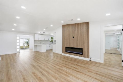 Casa en venta en Venice, Florida, 4 dormitorios, 170.94 m2 № 2316524 - foto 12
