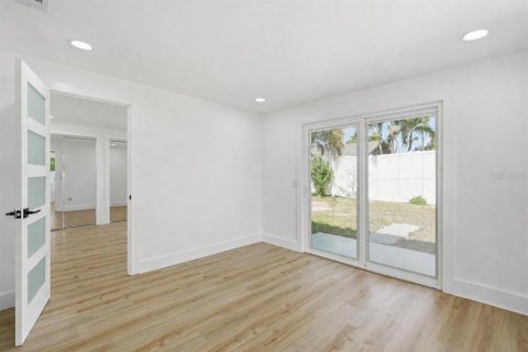 Casa en venta en Venice, Florida, 4 dormitorios, 170.94 m2 № 2316524 - foto 29