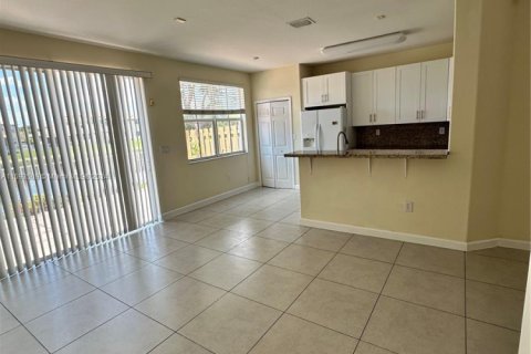Touwnhouse à vendre à Doral, Floride: 4 chambres, 175.96 m2 № 1861849 - photo 15
