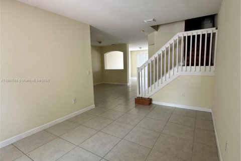 Touwnhouse à vendre à Doral, Floride: 4 chambres, 175.96 m2 № 1861849 - photo 5