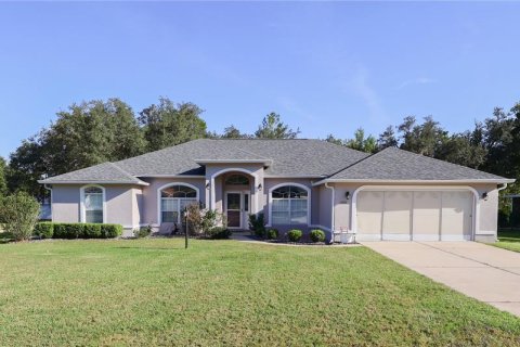 Casa en venta en Ocala, Florida, 3 dormitorios, 187.85 m2 № 1902483 - foto 1
