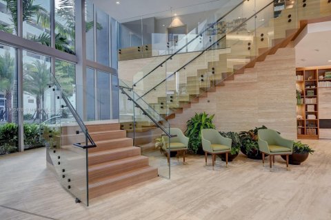 Condo in North Miami Beach, Florida, 2 bedrooms  № 2038052 - photo 20