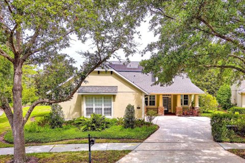 House in DeLand, Florida 4 bedrooms, 194.26 sq.m. № 1725230 - photo 1