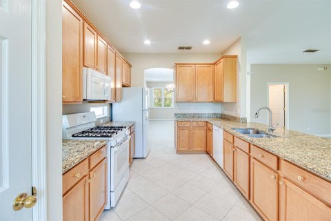 House in DeLand, Florida 4 bedrooms, 194.26 sq.m. № 1725230 - photo 25