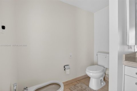 Снять в аренду кондоминиум в Авентура, Флорида 2 спальни, 155.8м2, № 2000409 - фото 25