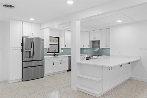 Villa ou maison à vendre à Orlando, Floride: 3 chambres, 144.93 m2 № 2215586 - photo 13