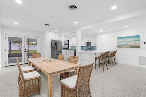 Villa ou maison à vendre à Orlando, Floride: 3 chambres, 144.93 m2 № 2215586 - photo 14