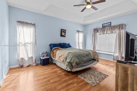 Villa ou maison à vendre à Port St. Lucie, Floride: 4 chambres, 191.84 m2 № 1922221 - photo 15