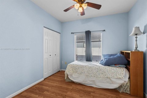 Villa ou maison à vendre à Port St. Lucie, Floride: 4 chambres, 191.84 m2 № 1922221 - photo 24