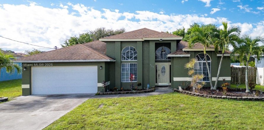 Villa ou maison à Port St. Lucie, Floride 4 chambres, 191.84 m2 № 1922221