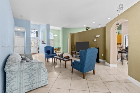 Villa ou maison à vendre à Port St. Lucie, Floride: 4 chambres, 191.84 m2 № 1922221 - photo 8