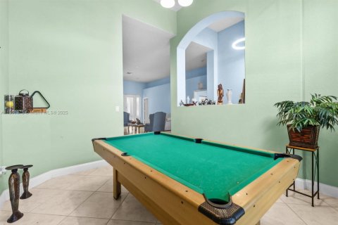 Villa ou maison à vendre à Port St. Lucie, Floride: 4 chambres, 191.84 m2 № 1922221 - photo 6