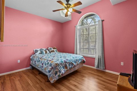 Villa ou maison à vendre à Port St. Lucie, Floride: 4 chambres, 191.84 m2 № 1922221 - photo 21