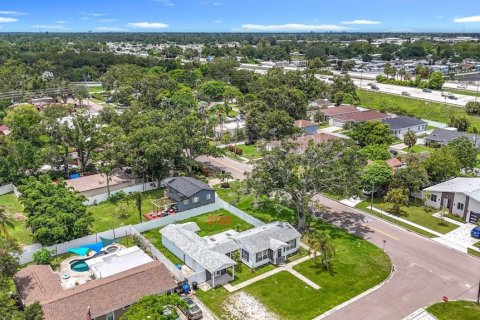 Casa en venta en Saint Petersburg, Florida, 3 dormitorios, 128.21 m2 № 1900827 - foto 7