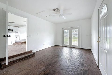 Villa ou maison à vendre à Saint Petersburg, Floride: 3 chambres, 128.21 m2 № 1900827 - photo 25
