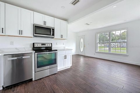 Casa en venta en Saint Petersburg, Florida, 3 dormitorios, 128.21 m2 № 1900827 - foto 13