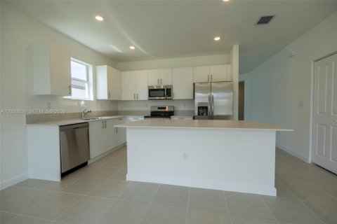Villa ou maison à louer à Homestead, Floride: 4 chambres № 2168342 - photo 29