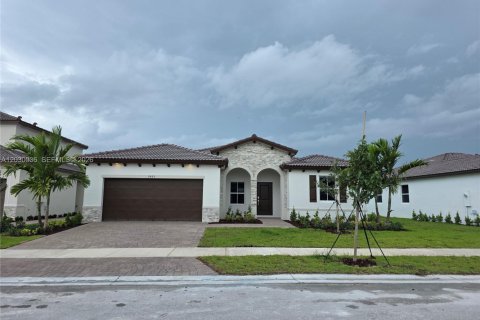 Villa ou maison à Homestead, Floride 4 chambres № 2168342