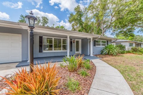 House in Dunedin, Florida 3 bedrooms, 134.15 sq.m. № 1876242 - photo 4