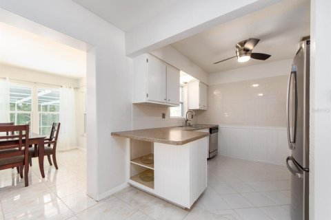 House in Dunedin, Florida 3 bedrooms, 134.15 sq.m. № 1876242 - photo 12