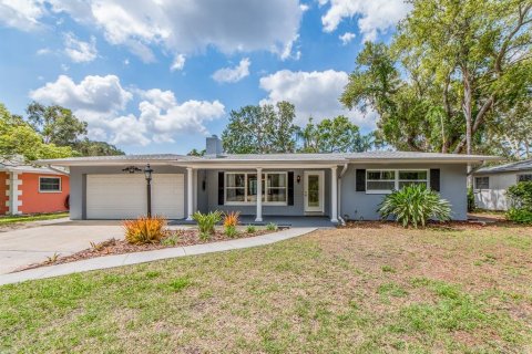House in Dunedin, Florida 3 bedrooms, 134.15 sq.m. № 1876242 - photo 3
