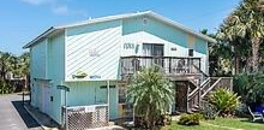 House in Saint Augustine, Florida 4 bedrooms, 250.84 sq.m. № 1804034