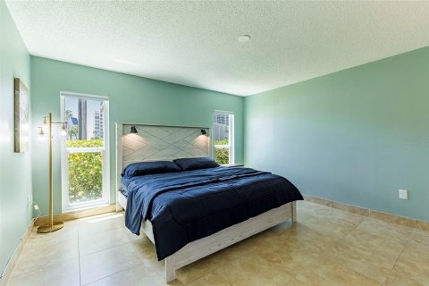 Condominio en venta en Saint Pete Beach, Florida, 2 dormitorios, 126.72 m2 № 2210468 - foto 26