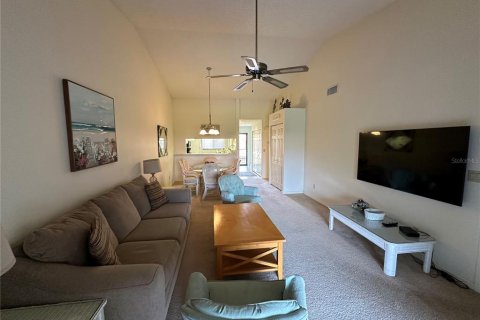 Condo in Sarasota, Florida, 2 bedrooms  № 1191165 - photo 13