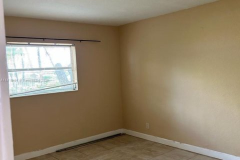 Copropriété à louer à Wilton Manors, Floride: 1 chambre, 55.46 m2 № 1770855 - photo 3