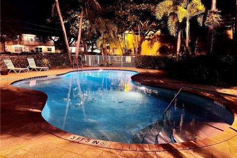 Copropriété à louer à Wilton Manors, Floride: 1 chambre, 55.46 m2 № 1770855 - photo 10