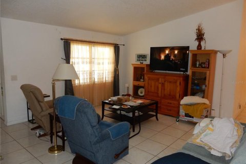 Casa en venta en Port Charlotte, Florida, 3 dormitorios, 152.45 m2 № 1637946 - foto 4