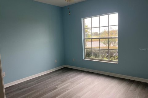 Condo in Davenport, Florida, 2 bedrooms  № 2390957 - photo 8