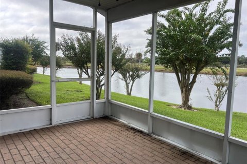 Condo in Davenport, Florida, 2 bedrooms  № 2390957 - photo 10