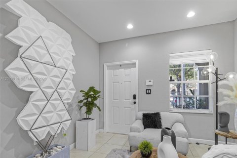 Townhouse in Cutler Bay, Florida 4 bedrooms, 159.05 sq.m. № 2348917 - photo 3