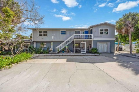 Immobilier commercial à vendre à Englewood, Floride: 5 chambres, 294.87 m2 № 2424123 - photo 15